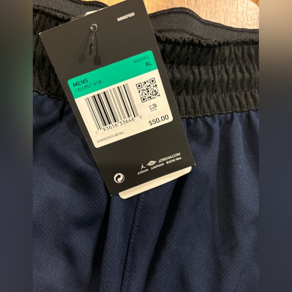 NIKE JORDAN GEORGETOWN HOYAS DRI-FIT BASKETBALL BUNDLE - Picture 4 of 7